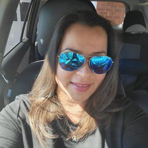 Meet your Posher, Rosaura